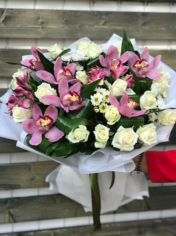 Букет цветов из: Розы и Хризантемы в Елань-Колено