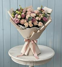 Букет цветов из:  Розы и Лизиантусы в Елань-Колено