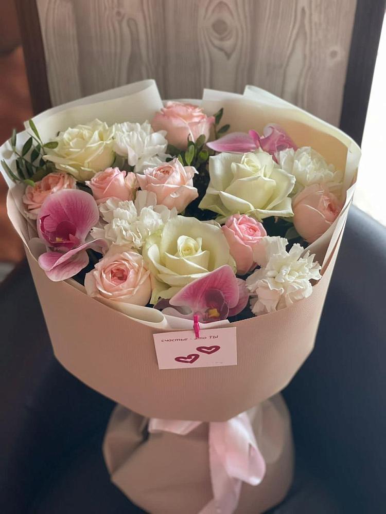 Букет цветов из: Орхидеи, Розы и Гвоздики в Елань-Колено