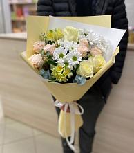 Букет цветов из:  Альстромерии, Розы и Хризантемы в Елань-Колено