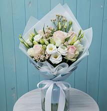 Букет цветов из:  Розы и Лизиантусы в Елань-Колено